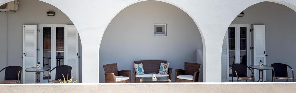 Aigli Villa ฟิรา ภายนอก รูปภาพ